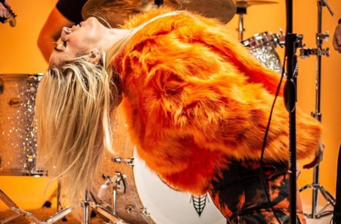 87119286_2515011625382107_7572869027588997120_o2-bspline